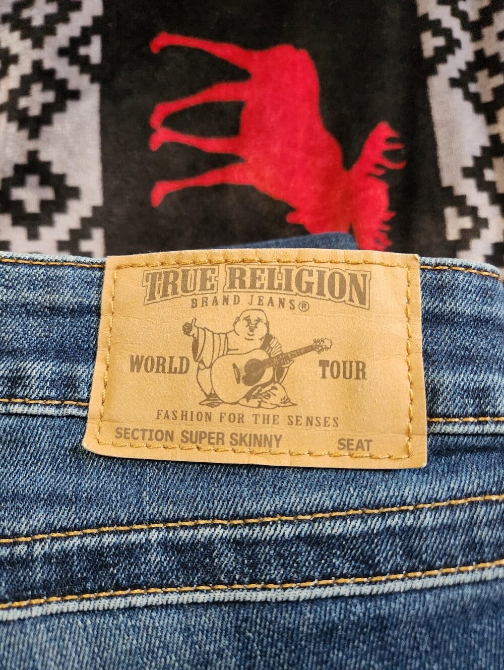 True Religion Super Skinny Flap Frayed Ankle Jeans Medium Wash 27 EUC - Picture 11 of 12